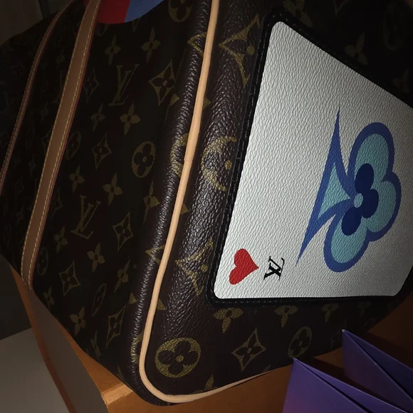 Louis Vuitton Limited Edition "GAME ON" Size 45 BRAND NEW - Picture 8 of 16